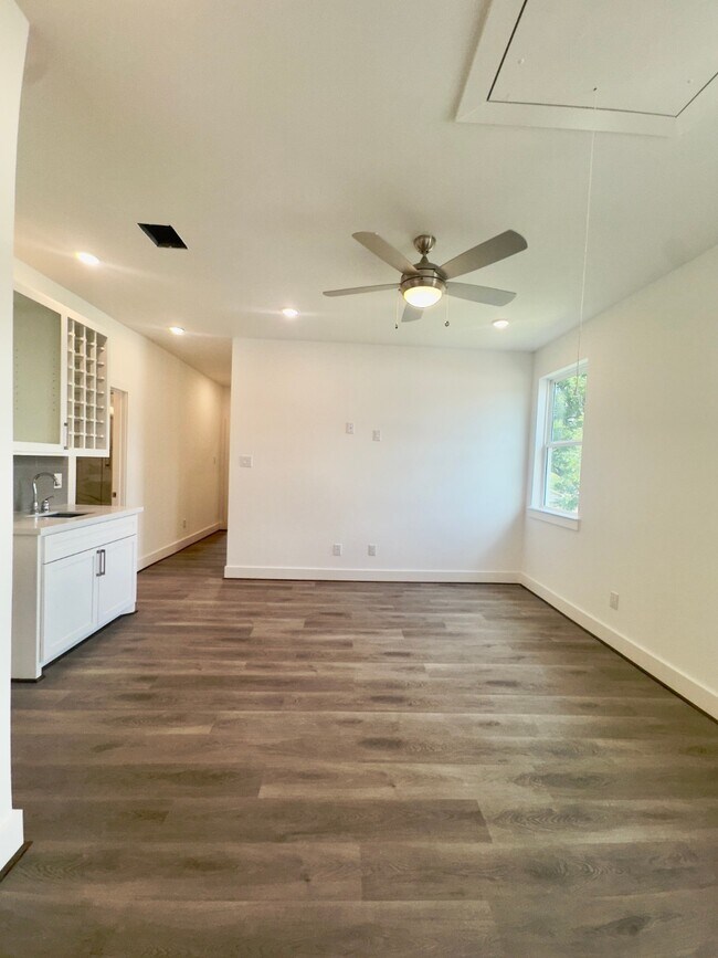 Building Photo - 10232 Porto Rico Rd