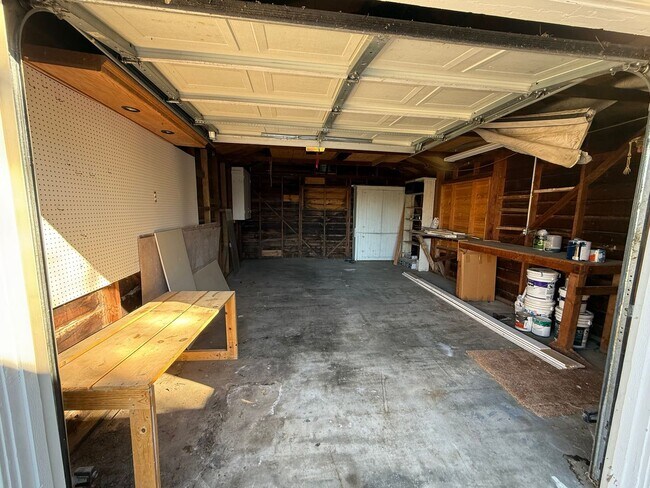 Building Photo - Acacia Multi Dwelling