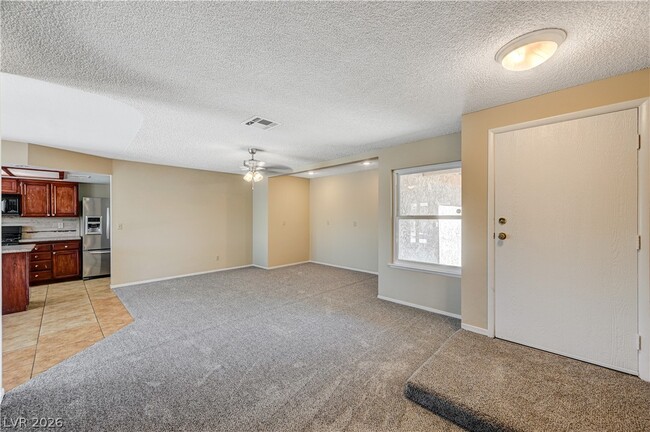 Building Photo - 6813 W Greydawn Dr
