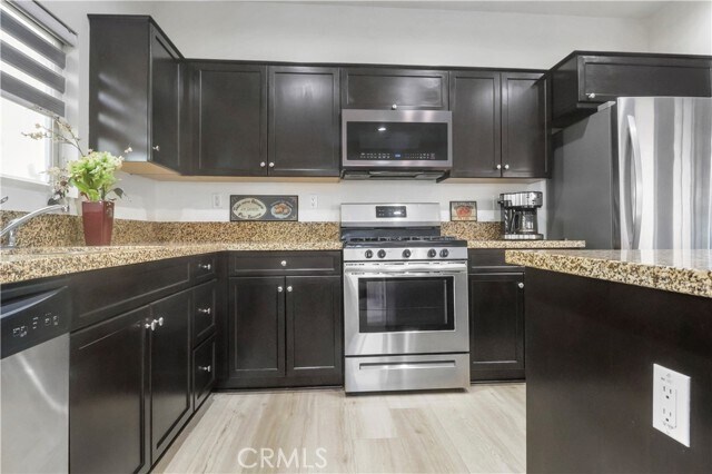 Building Photo - 16768 Olive Tree Ln