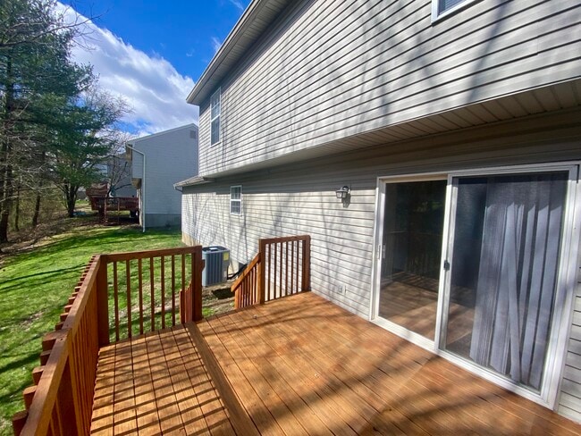 Building Photo - 1694 Jeffrey Ln