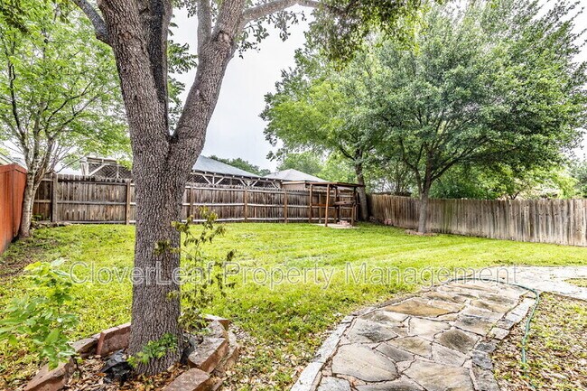 Building Photo - 7307 Justino Trail