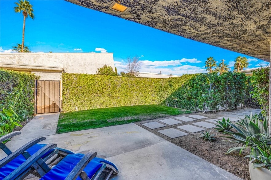 Private Yard with steps between Patios - 1111 E Ramon Rd