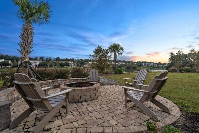 Building Photo - Lakeside Serenity Meets Lowcountry Charm!