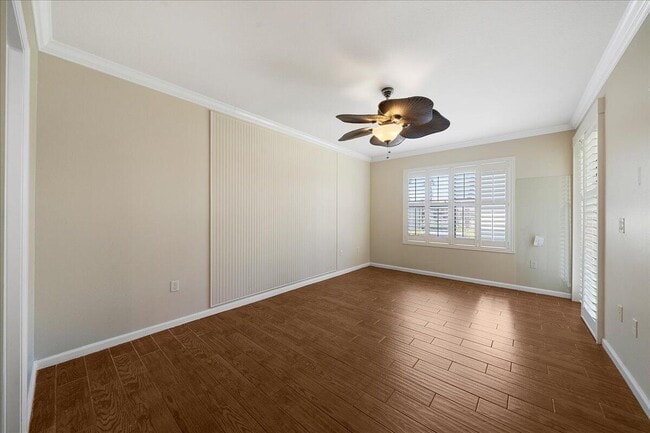 Building Photo - 700 Ventura Dr
