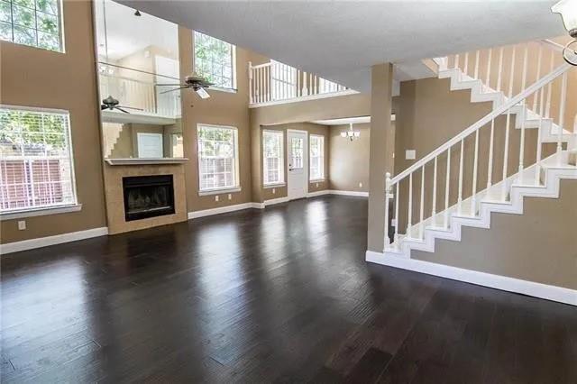 Building Photo - 9401 Blue Jay Way