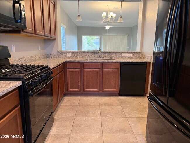 Building Photo - 1501 W Buckeye Tree Ave