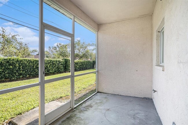 Building Photo - 1747 Fluorshire Dr