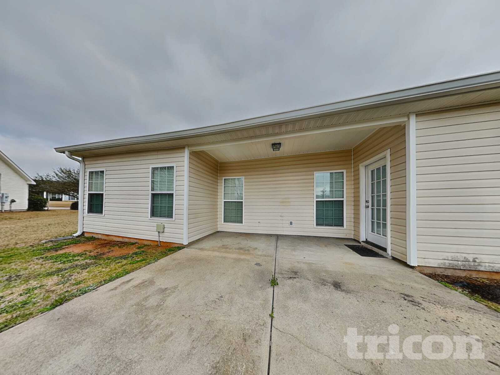 Building Photo - 513 Fox Haven Dr