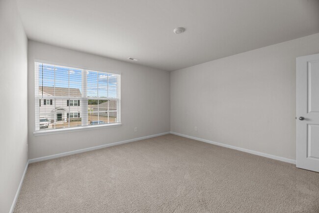 Building Photo - 4008 Madeline Farm Blvd