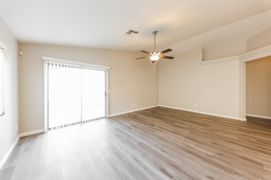 Building Photo - 14317 N 129th Dr