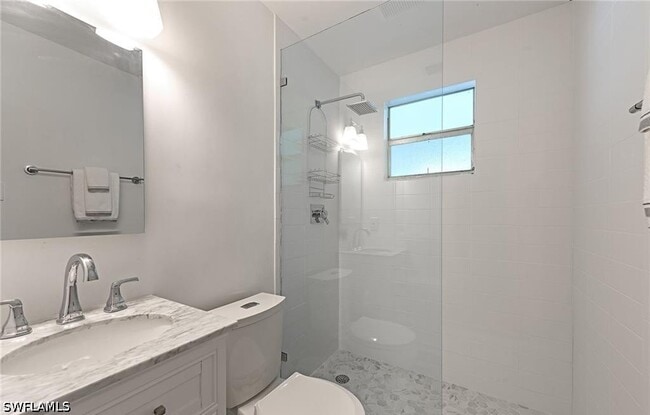 Building Photo - 1281 Diana Ave