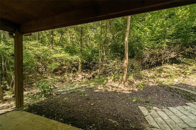 Building Photo - 817 Gray Friar Dr