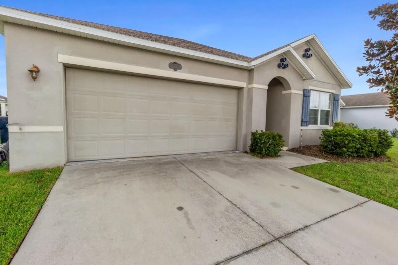 Building Photo - 1742 Van Gogh Dr