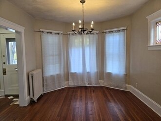 Building Photo - 39 Pearson Rd