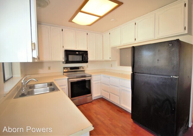 Building Photo - 2 br, 2 bath House - 2784 Oak Creek Court