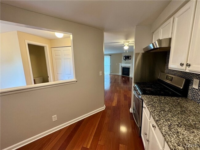 Building Photo - 8434 Bubbling Springs Dr