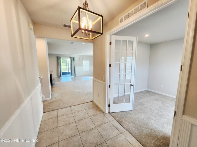 Building Photo - 11303 Streamsong Dr