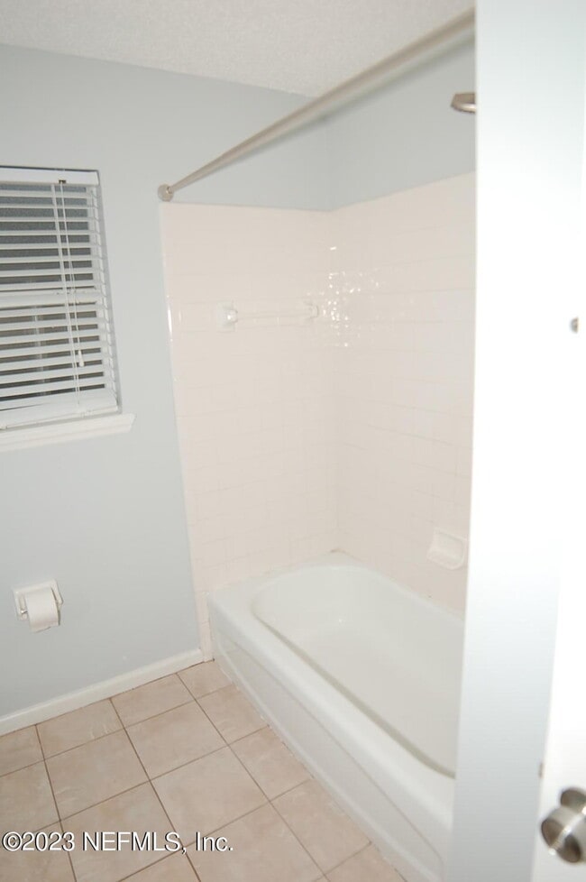 Building Photo - 2998 Brittany Bluff Dr