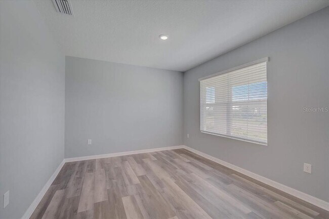 Building Photo - 3919 Willow Branch Pl