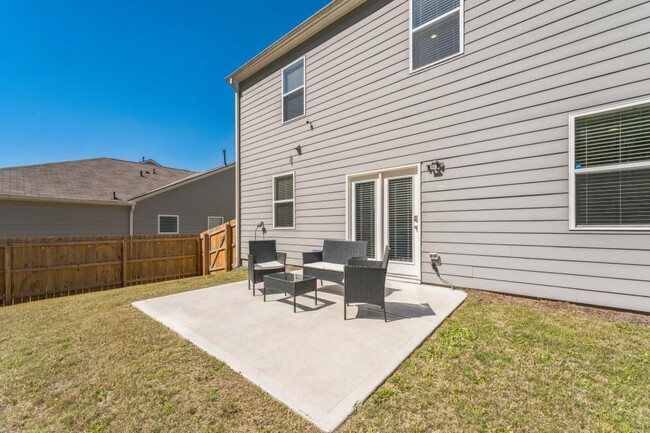 Building Photo - 7595 Jennadee Dr