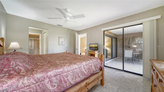 Building Photo - 5649 Summerside Ln