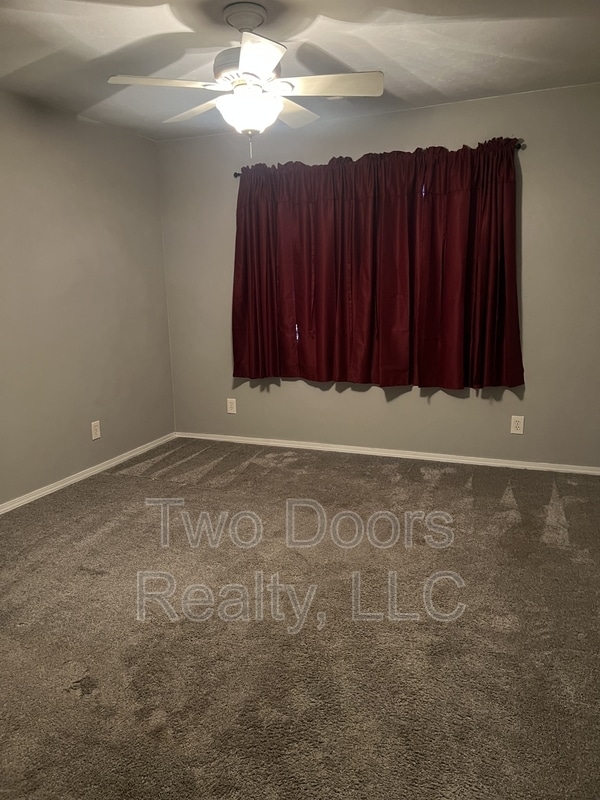 Building Photo - 504 Georgia St