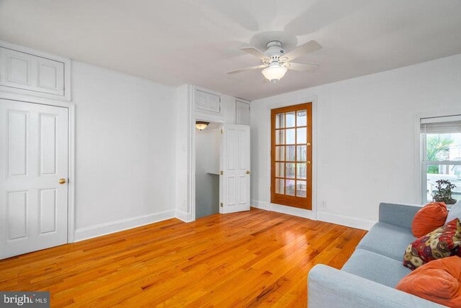 Building Photo - 1030 Marlborough St