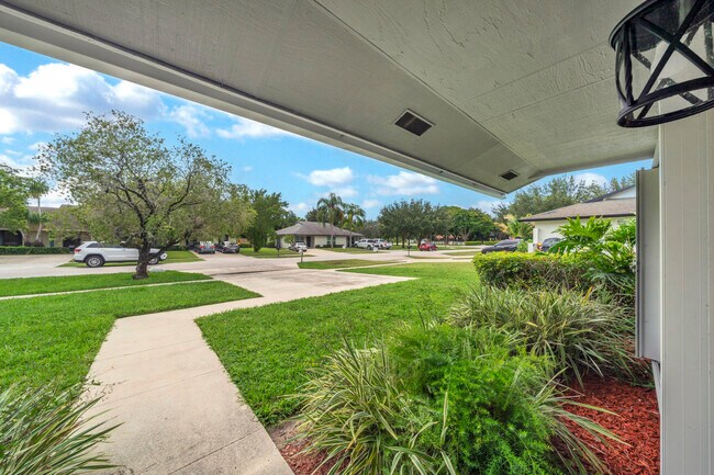Building Photo - 1350 Riverside Cir