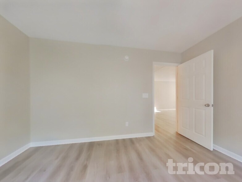 Building Photo - 1063 Palamino Ln