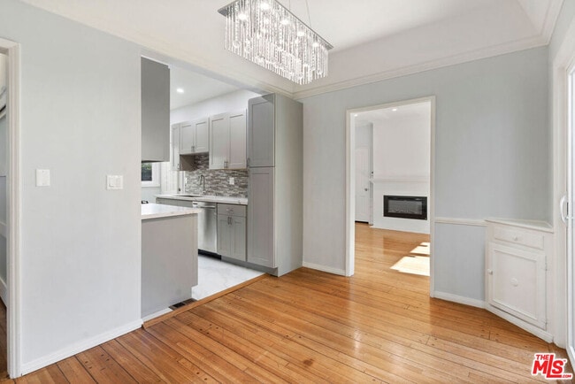 Building Photo - 9623 Charleville Blvd