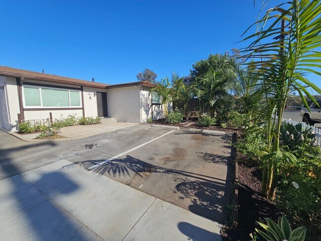 Building Photo - 691 Graves Ave