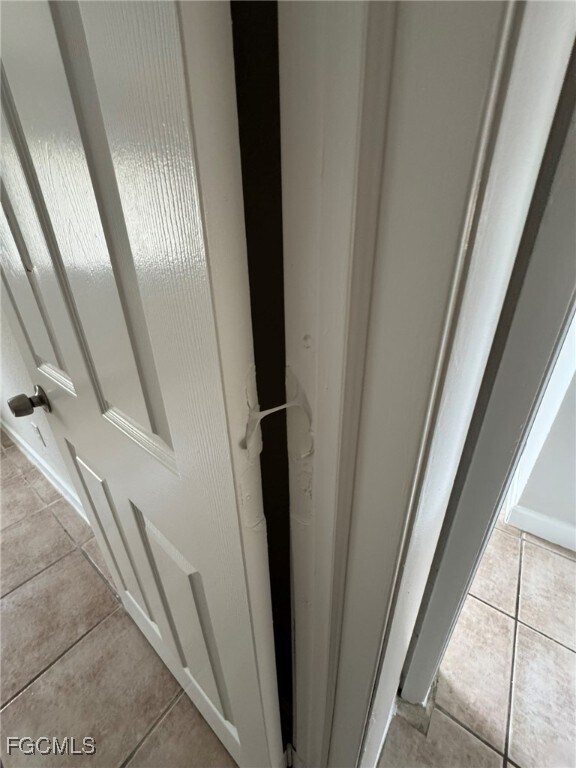 Building Photo - 2452 Stella St