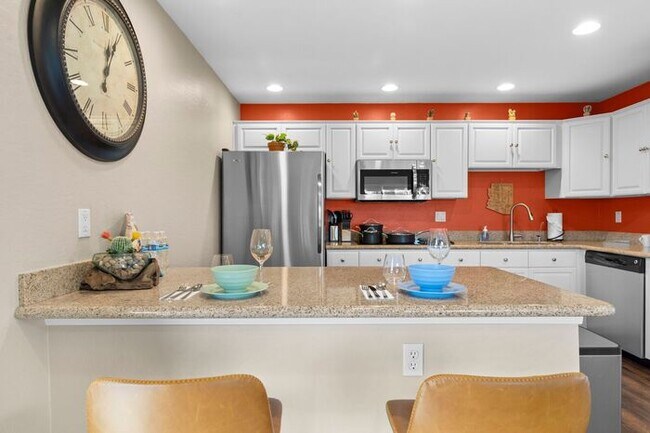 Building Photo - UN-FURNISHED!! 3 Bedroom/ 2Bath in Heart of Scottsdale!!