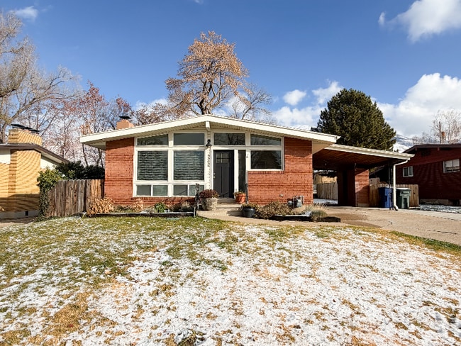 Building Photo - 3360 Gramercy Ave