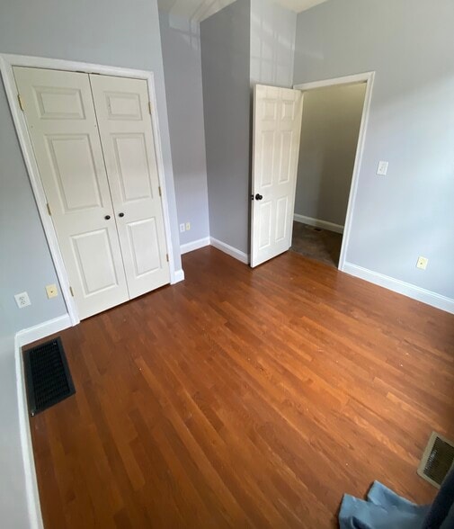 Building Photo - 1625 edgley st