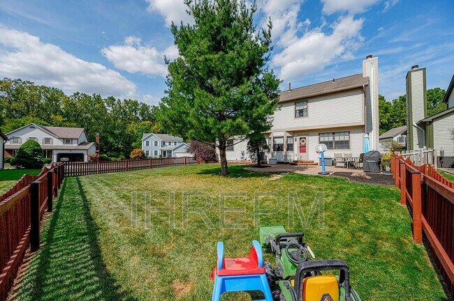 Building Photo - 5790 Clear Stream Way