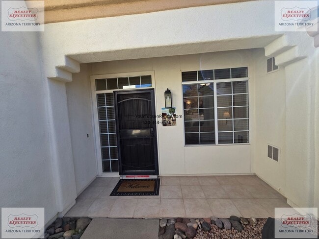 Building Photo - NE off Wrightstown & Pantano 3/2 with pool, patio and loads of upgrades