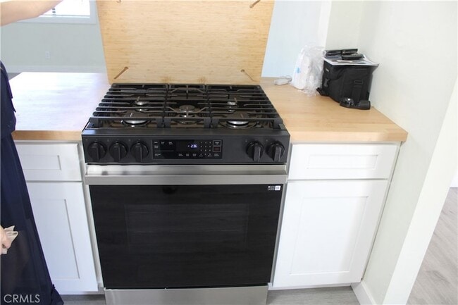 Building Photo - 11215 Dalwood Ave