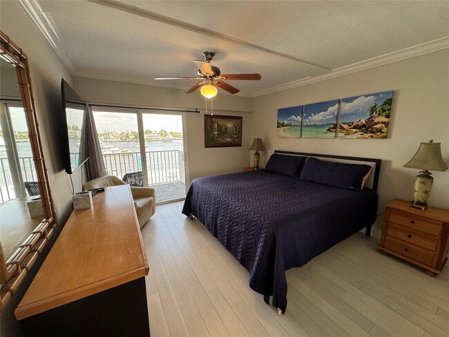 Building Photo - 95 N Birch Rd