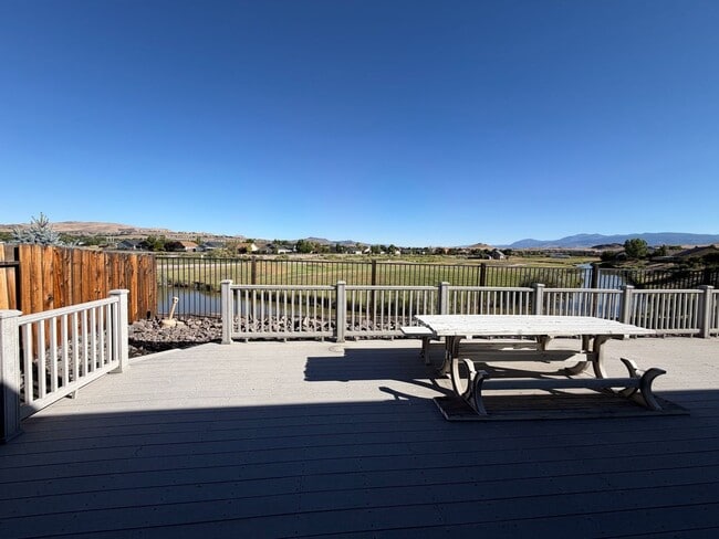 Building Photo - 1041 Turnberry Dr