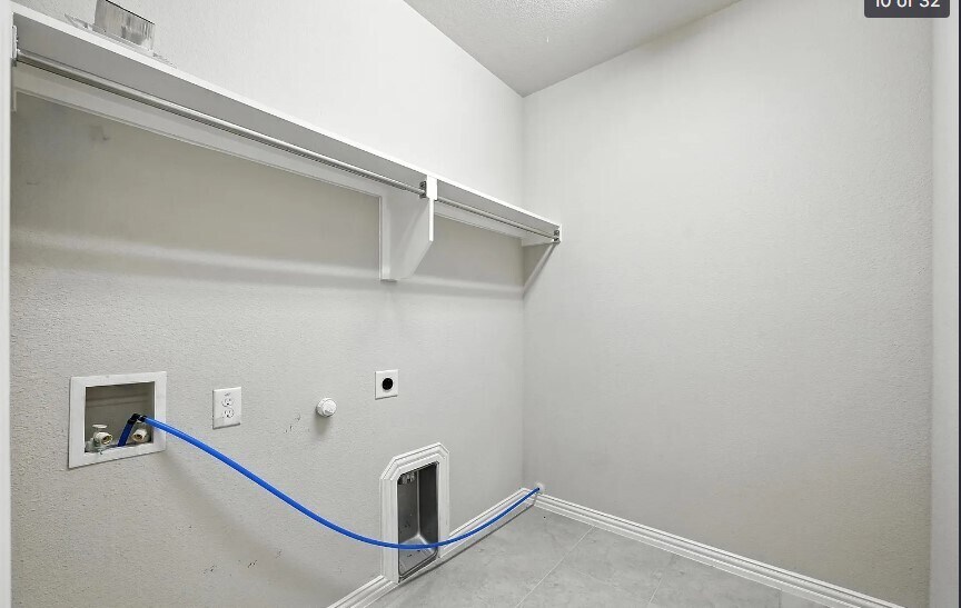 Building Photo - 12559 Ravine Creek Rd