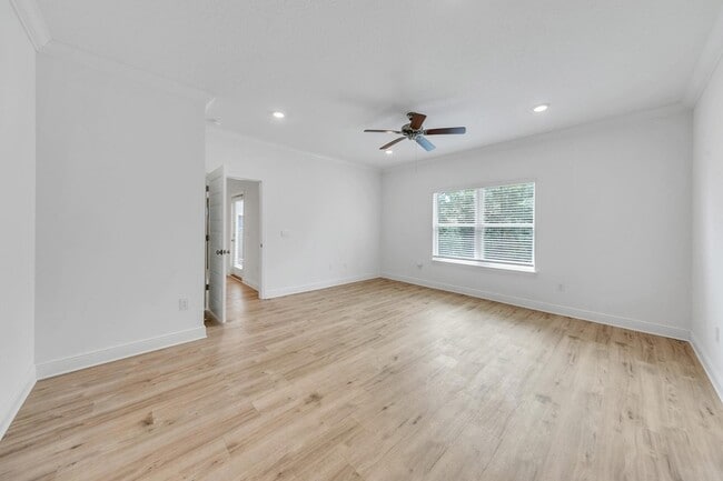 Building Photo - 247 JRS Wy