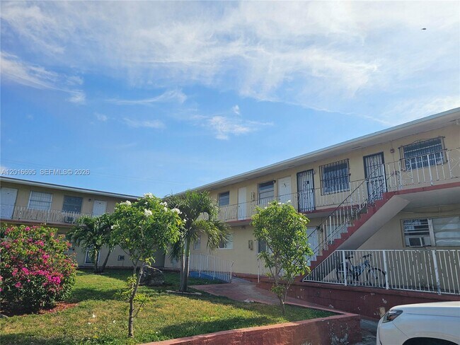 Building Photo - 2651 NW 13th St