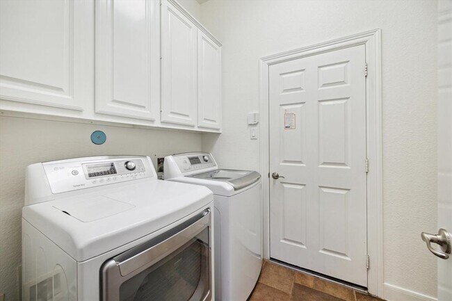 Building Photo - 12106 Indigo Cove Ln