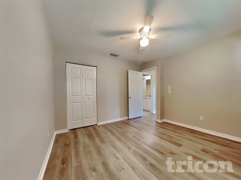 Building Photo - 7352 Bolten Ln