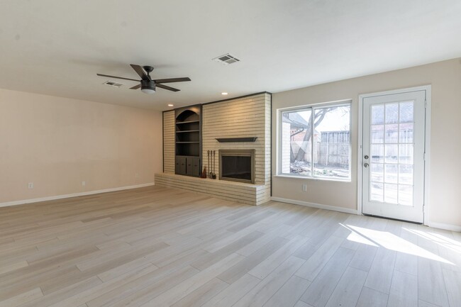 Building Photo - Rent to Own Available in Edmond, Ok!