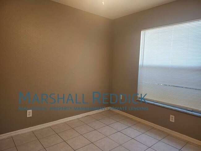 Building Photo - 3 BED 2 BATH SINGLE FAMILY HOME ON FRESH WATER CANAL WITH DOCK