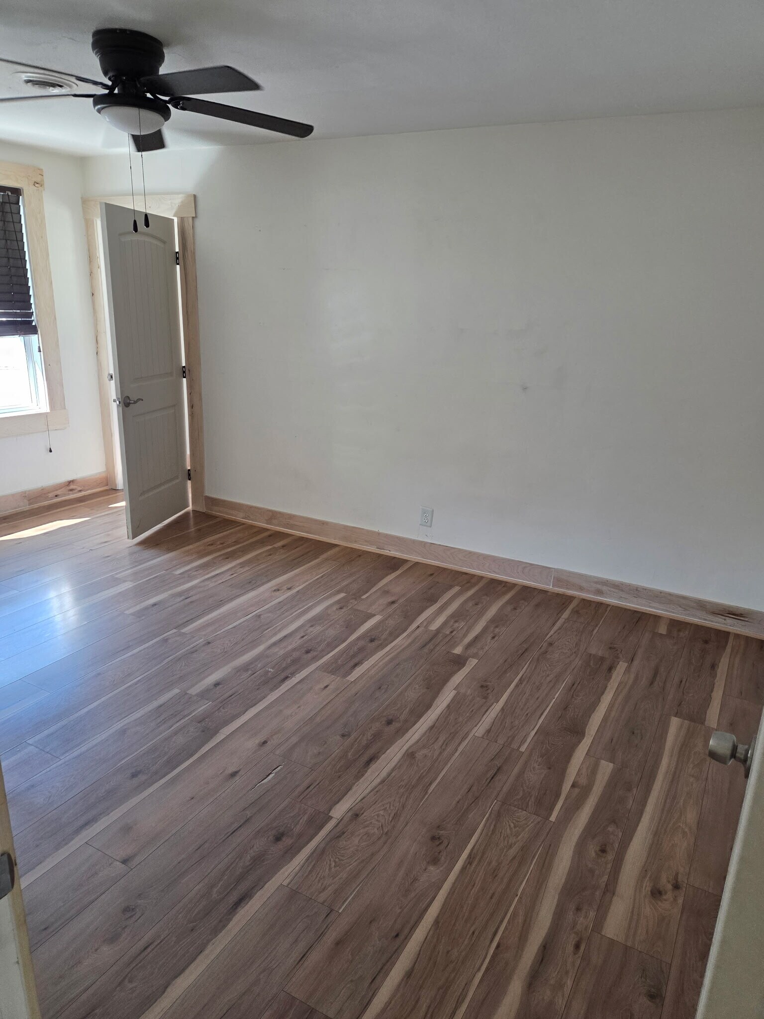 Bedroom 1 - 530 N Royal Ave