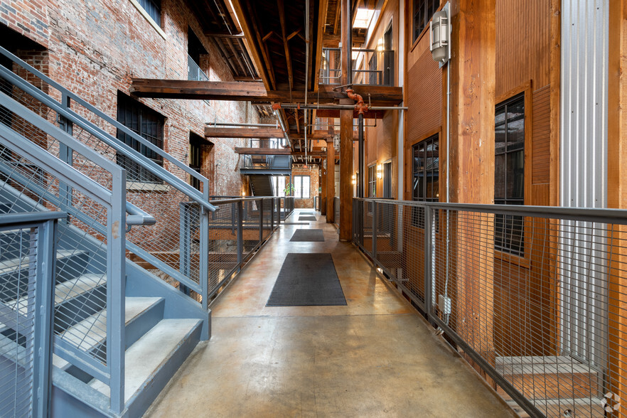 Majestic Stove Lofts - 2017 Washington Ave Saint Louis MO 63103 ...